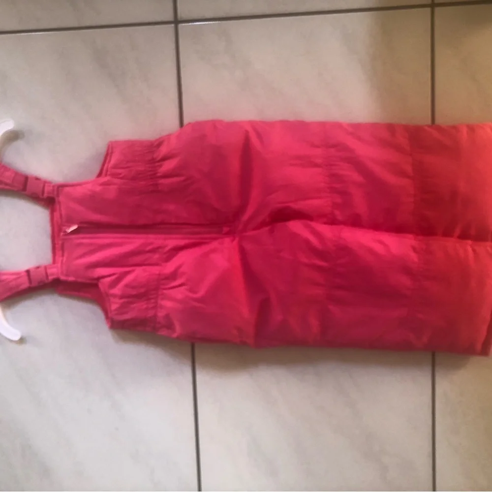 Carter's 2 piece snowsuit. Girls. Winter coat and  snow bib overalls. Size: 4